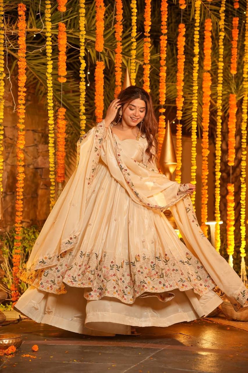 Very Gorgeous Designer Heavy Crepe Silk Anarkali Suit Set