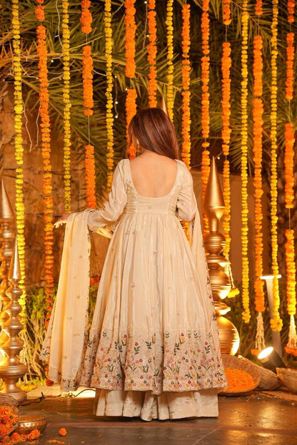 Very Gorgeous Designer Heavy Crepe Silk Anarkali Suit Set