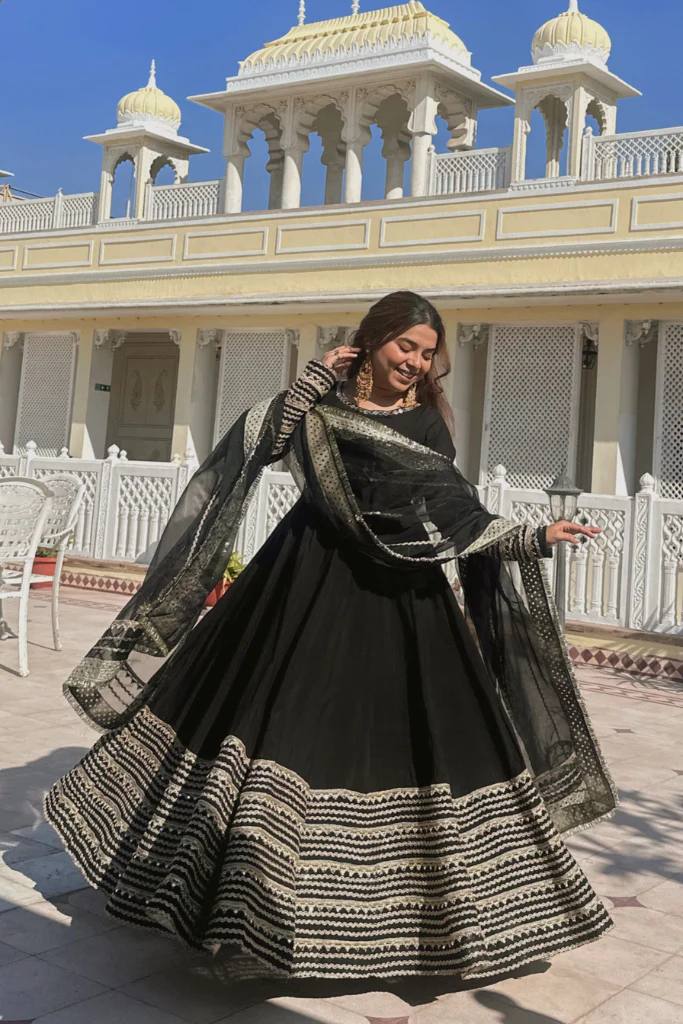 Black Embroidered Work Anarkali Suit Set  SET [3 PCS]