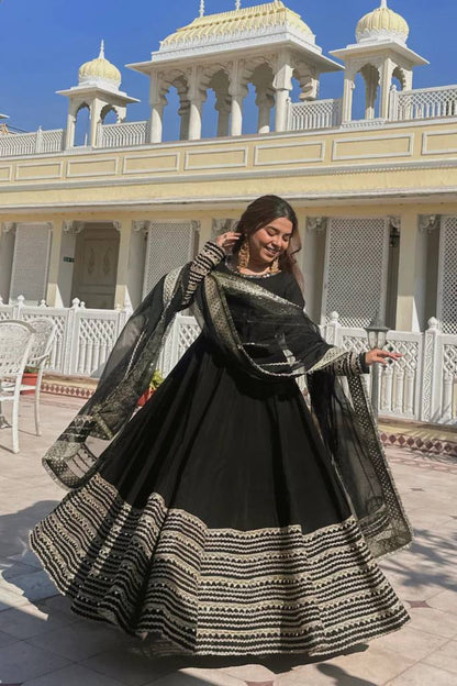 Black Embroidered Work Anarkali Suit Set  SET [3 PCS]