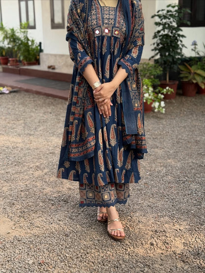 VERY BEAUTIFUL PURE COTTON AJARAKH SUIT SET