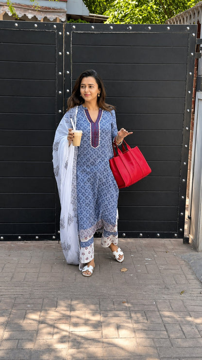 Very Attractive Printed Work Linen Suit Sets