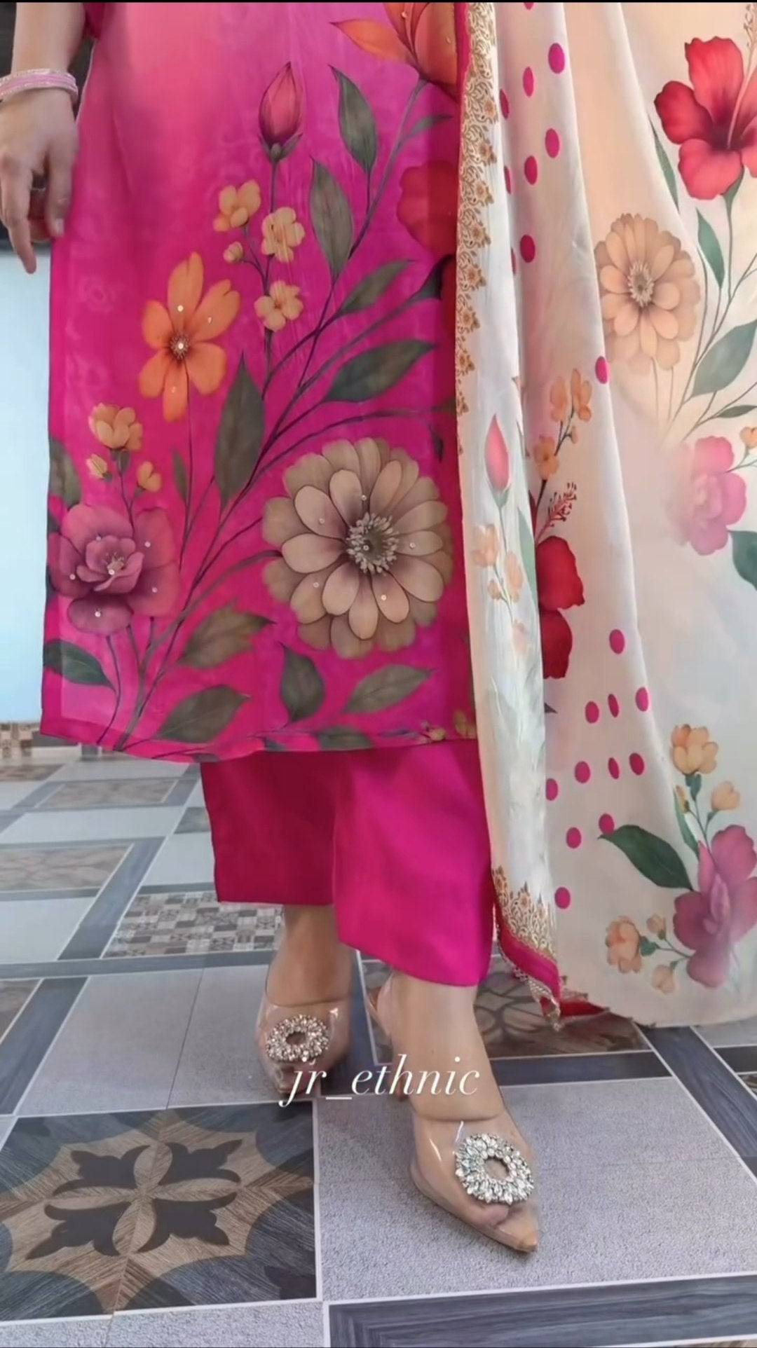 Elegant Floral Suit Set with Heavy Fancy Hand Work