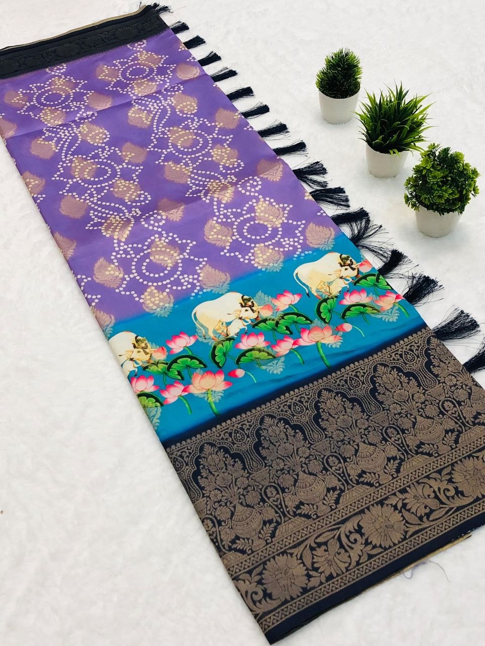 Lavender Bandhani Saree with Kanchi Pattu Zari Border & Fusion Pallu