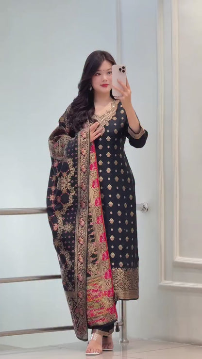 VERY CHARMING PURE KANJIVARAM SUIT SET WITH ZAR WEAVING